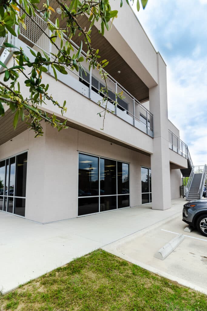 Hutto Plaza storefront exterior built by Aday & Associates